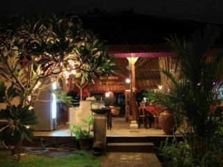 Hotel Puri Cendana Bali 3*